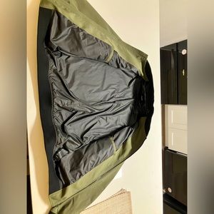 Theory brand green bomber jacket Medium size